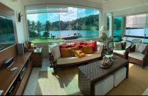 INCRÍVEL APARTAMENTO DE FRENTE PARA O MAR